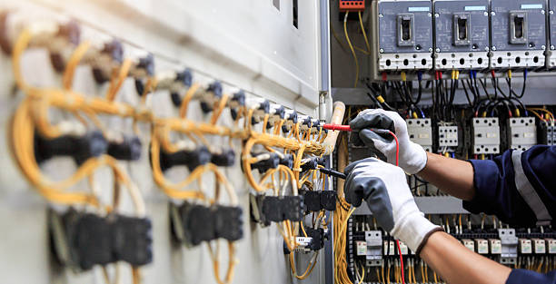 Professional Electrician technician working in Copiague, NY